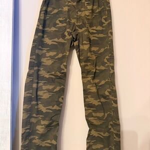 American Eagle Outfitters Camouflage Stretch Pants